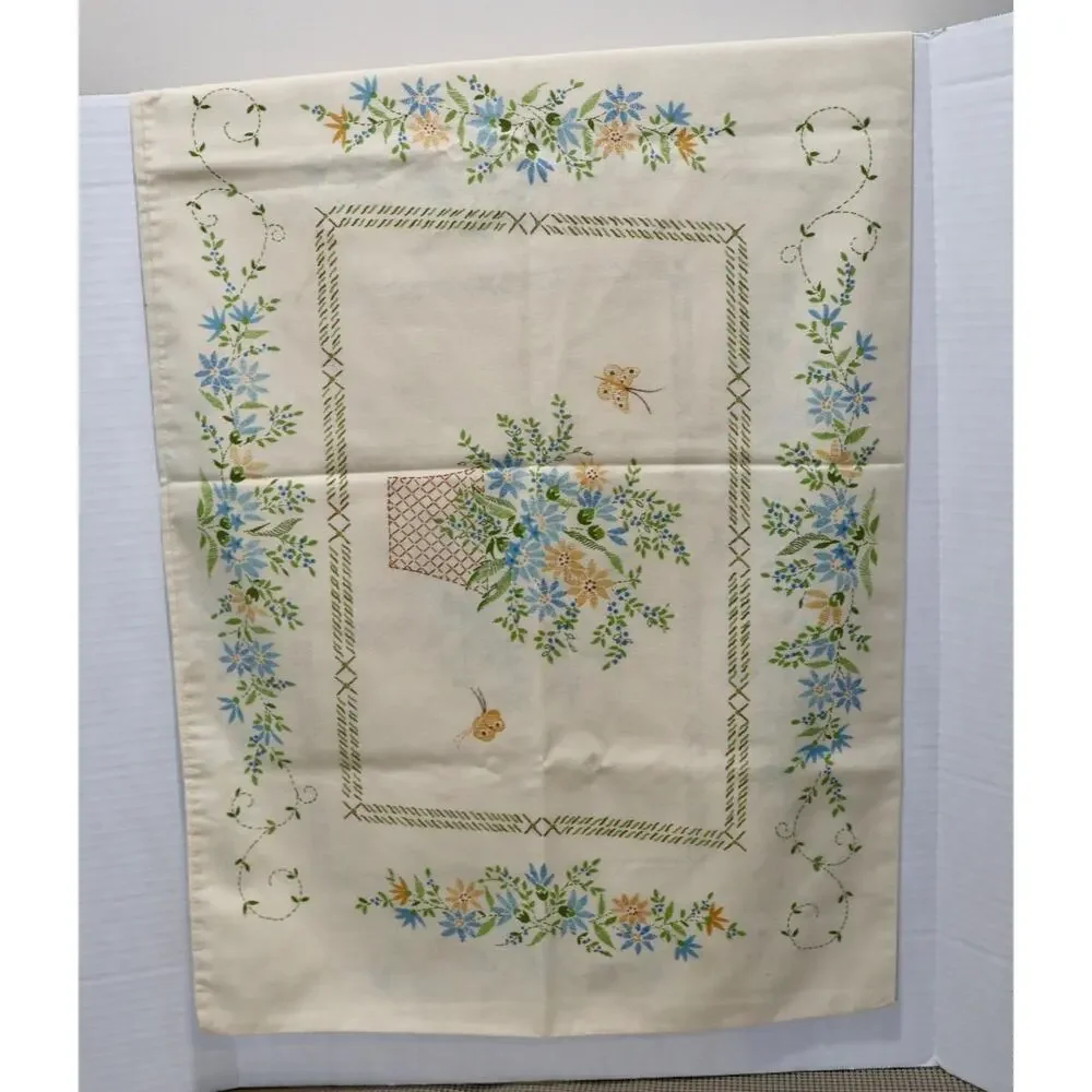 Lady Pepperell Pillowcase Standard Queen Floral Cottagecore Butterfly